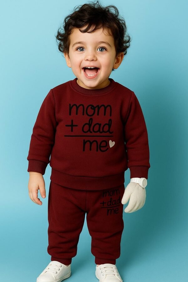 KicoWear Unisex Baby Fleece Set – “Mom + Dad = Me” Printed Sweatshirt & Jogger (Maroon, 260 GSM)